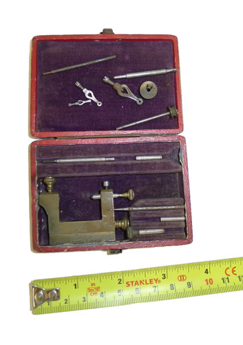 Watchmakers pivot drilling - watchmakers,