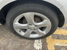 vauxhall corsa D  5-spoke