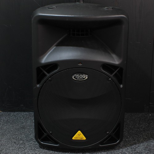 Behringer b615d active pa - active,