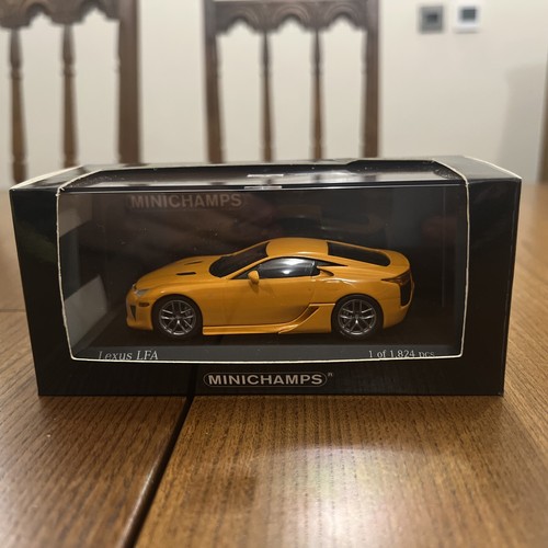 Scale minichamps lexus - scale,