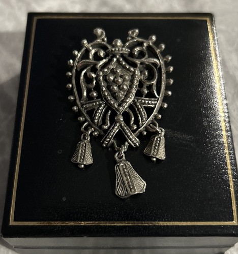 Vintage silver tone signed - silver,