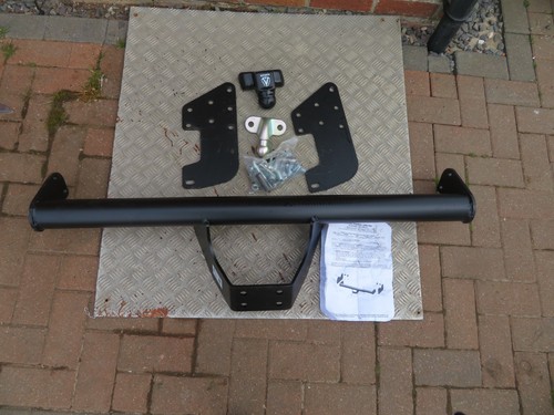 Tow bar toyota - , up