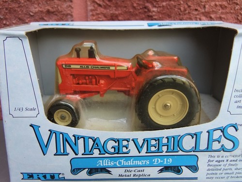 Ford tractors ertl 1 - -,