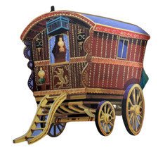 Romany Gypsy Bow Top Caravan Jumbo Magnet- Gypsy Caravan -Gypsy Caravans WT50-JM