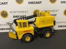 TONKA 37180 MR 970 CLAW CRANE PRESSED METAL TOY