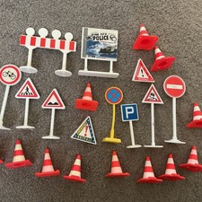 Joblot Toy Car Road Signs