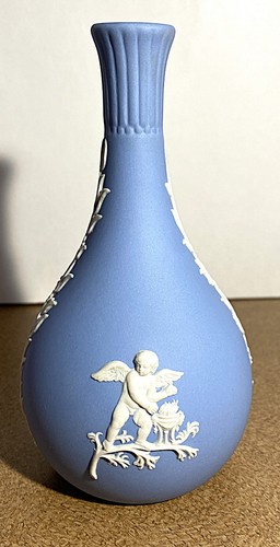 Wedgwood jasperware blue bud - jasperware,