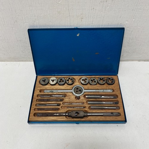 Tap die set - &,