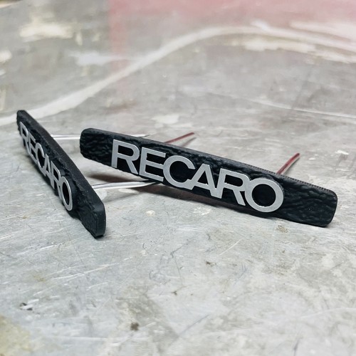 Recaro seat badge - seat, set