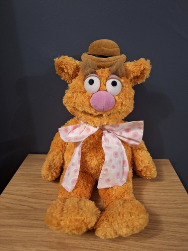 Disney store exclusive fozzie - disney,