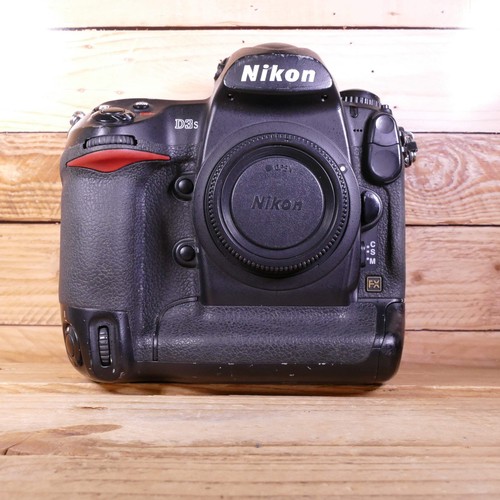 Used nikon d3s - nikon, slr