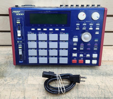 Akai MPC1000 Professional Music Production Center w/Power Cord & 1GB SanDisk
