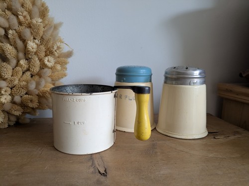 Tala vintage enamel flour - tala,