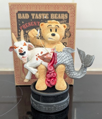 Bad taste bear - bad, "capricorn"
