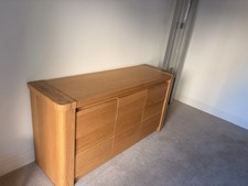 Solid Oak 3-Door Sideboard – Modern Design – Excellent Condition