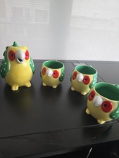 VTG Fitz & Floyd 1979 Green Tropical Bird Parrot Pitcher & 3 Cups/Mugs