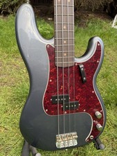 Fender Precision Bass Vintera