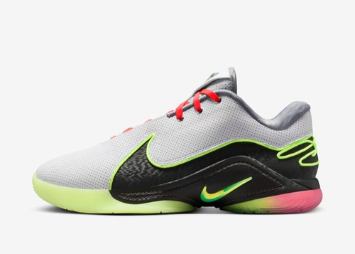 Eur 10 nike - us,