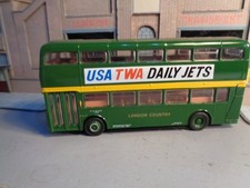 EFE18104 LONDON COUNTRY