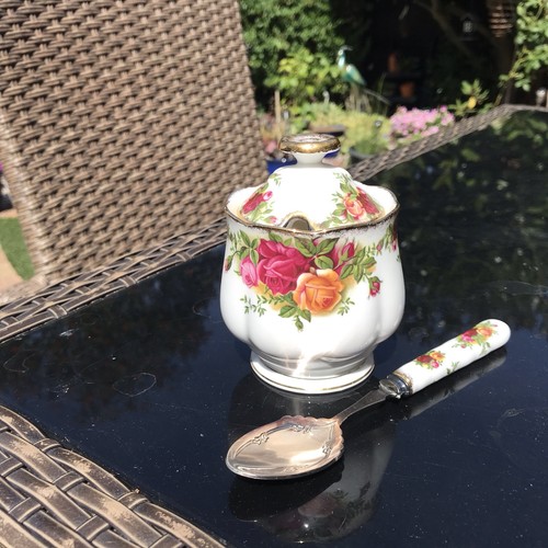 Royal albert old - royal,