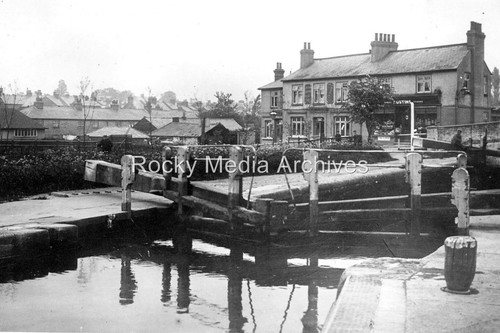 Yvm fishery inn lock - inn,
