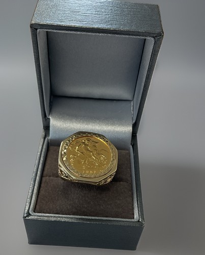 1982 half sovereign - in, 9ct