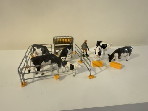 Britains cow cows - britains, feeder