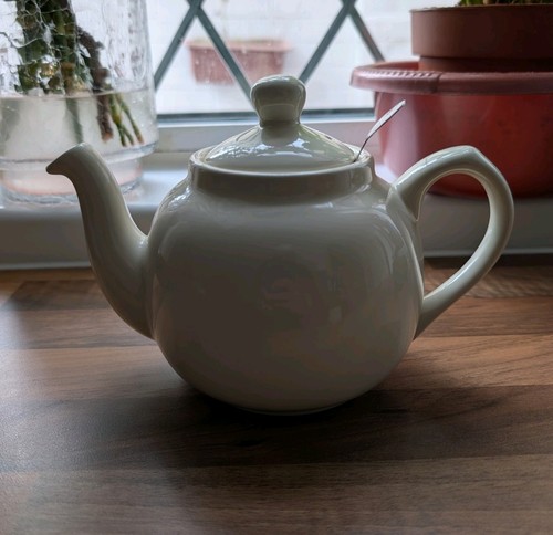 London pottery farmhouse - london, small