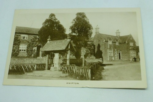 Y285 knipton village - knipton, pump