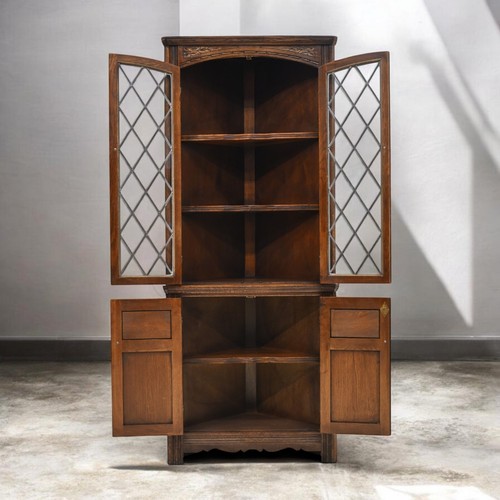 Old charm corner display - corner,