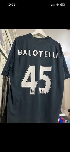 Manchester city 2012 away - manchester,