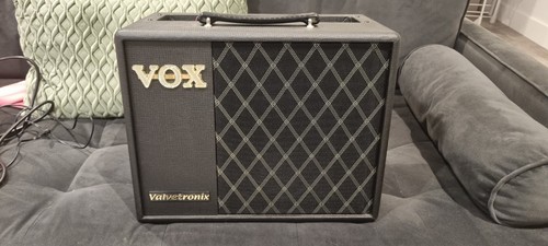 Mint condition vox - condition, valvetronix
