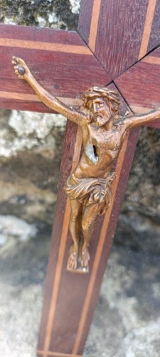 Small oak hanging crucifix - small, 8
