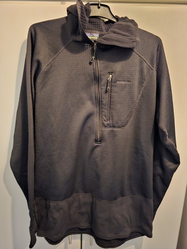 Patagonia 2012 hoody - r1,
