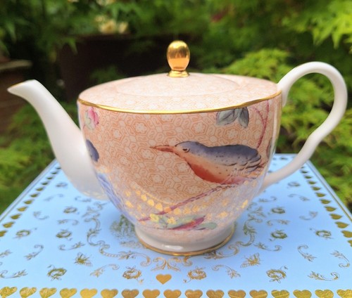 Wedgwood bone china cuckoo - wedgwood,