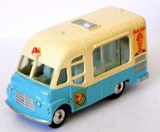  Corgi Toys No.428 Smith's