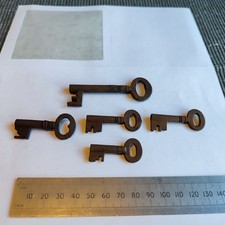 5 x Antique Vintage Rusty