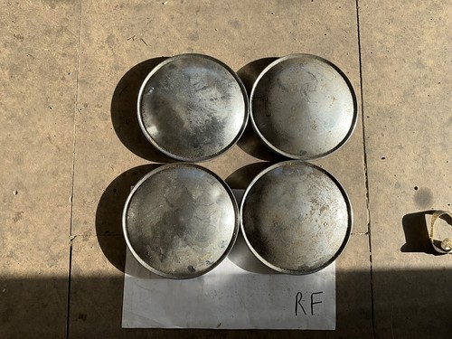 Classic car wheel - trims, x4