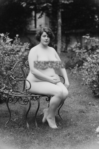 Vintage risque portrait - 12,