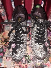 BNWOB JOE BROWNS black & gold