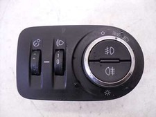 VAUXHALL CORSA SXI HEADLIGHT