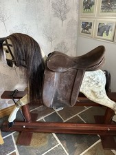 Fylde Marjorie 17.5” Saddle Suede Traditionally Flocked & Adjustable Wide Stamp