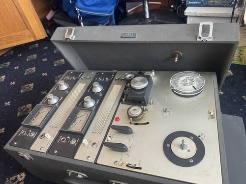 Vintage akai model reel - akai, to
