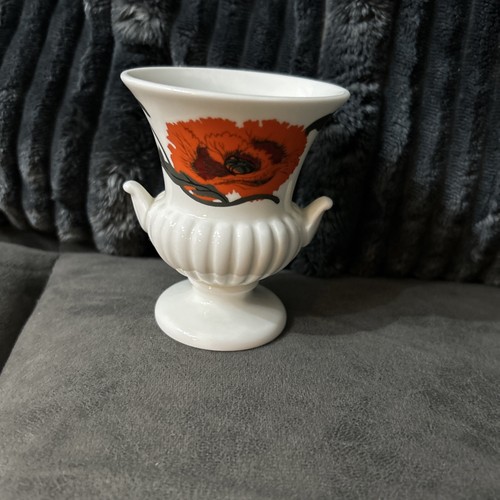 Wedgwood bone china bud - , vase