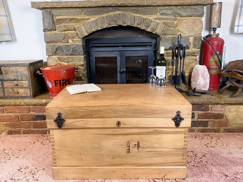 Old antique pine - antique, chest