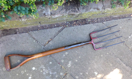 Vintage elwell garden fork - garden,