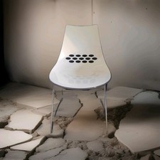 AN ORIGINAL CALLIGARIS JAM