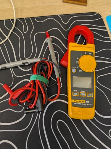 Fluke 325 true rms - fluke, meter