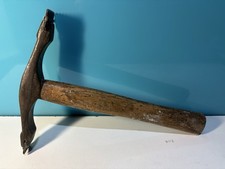 Vintage Brick Scutch Stone