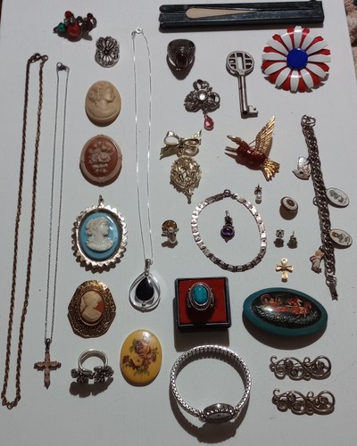 Vintage estate jewelry lot - estate,